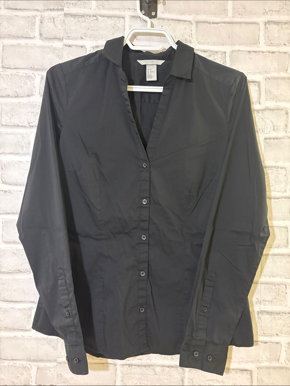 H&M Black Button-Front v-neck Dress fitted Shirt, size 10
